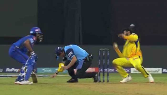 Viral Video: रवींद्र जडेजा ने बचाई अंपायर की जान! पकड़ा ऐसा कैच देखते रह गए खिलाड़ी 