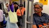 Delhi Metro में स्कर्ट पहनकर घुसे दो लड़के, देखकर सोच में पड़ गए ट्रेन में बैठे यात्री