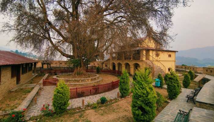 Pithoragarh london fort situated in centre of made by gorkha in 18th  century | उत्तराखंड का लन्दन फोर्ट, खूबसूरती और कला का अनोखा नमूना | Hindi  News, UP Ki Baat