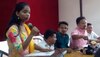 मुस्लिम परिवार ने हिंदू लड़की को किया मुसलमान; लड़की ने खोल दी हिंदूवादी संगठन की पोल