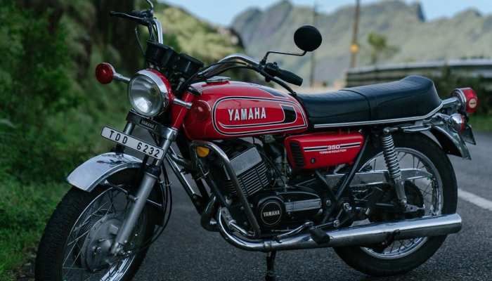 Yamaha RD350 Launch Likely in india to rival Royal Enfield