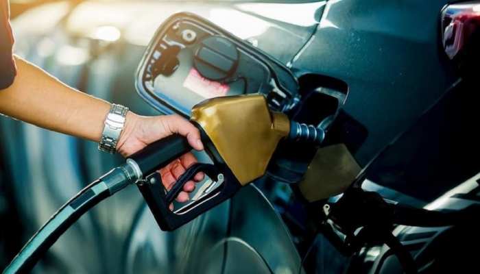 UP Petrol Rate: पेट्रोल-डीजल के लेटेस्ट रेट जारी, घर से निकलने से पहले चेक करें यूपी