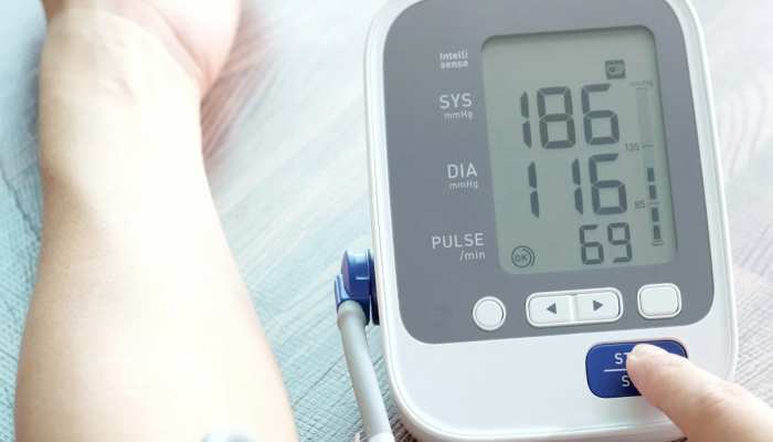 High Blood Pressure: ये 5 ड्रिंक्स ब्लड प्रेशर को कर देंगी एकदम नॉर्मल
