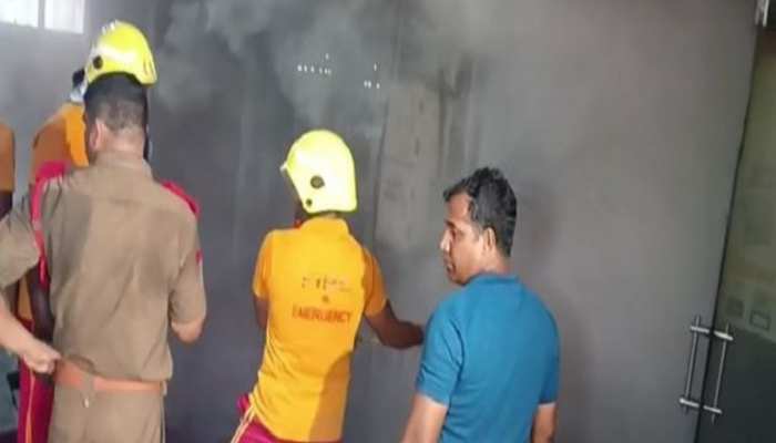 Bhubaneswar Fire Accident: ଅଫିସ୍ ଷ୍ଟେସନାରୀ ଦୋକାନରେ ଲାଗିଲା ନିଆଁ, ସର୍ଟ ସର୍କିଟ କାରଣରୁ ଅ