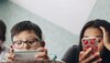 Children Smartphone: बच्चों को किस उम्र में देना चाहिए स्मार्टफोन? क्या होते हैं रिस्क, सर्वे में हुए ये हैरतअंगेज खुलासे