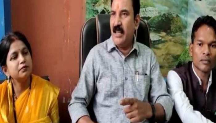 कांग्रेस में मचा घमासान, एक साथ हुए सामूहिक इस्तीफे, कमलनाथ के खिलाफ खोला मोर्चा