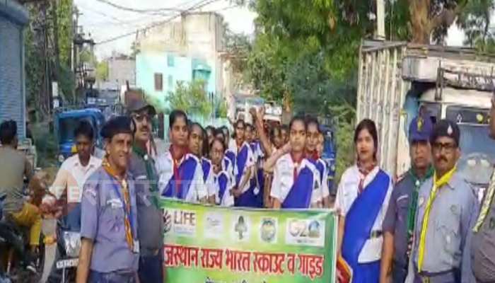 करौली: पर्यावरण जागरूकता और संरक्षण को लेकर रैली,एडीएम ने दिखाई हरी झंडी