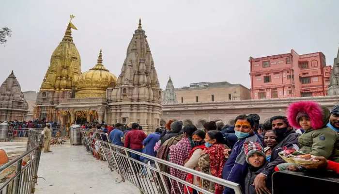 Varanasi: काशी विश्ननाथ में अब पर्ची की जगह RFID कार्ड मिलेगा, मिलेंगी ये सुविधाएं