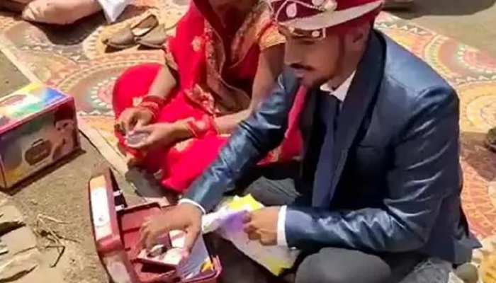 Wedding Makeup Kit; ବାହାଘର ବେଳେ କନ୍ୟାଙ୍କୁ ଗିଫ୍ଟରେ ଦିଆଗଲା ଗର୍ଭନିରୋଧକ ବଟିକା ଓ କଣ୍ଡୋମ 