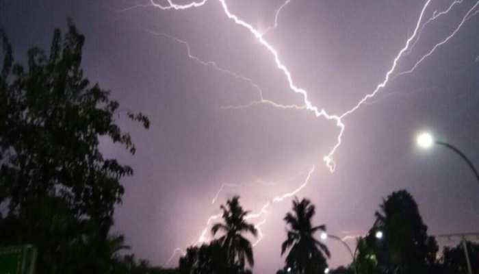 Weather Update Odisha: କାଳବୈଶାଖି ନେଇ ରାଜ୍ୟର ବିଭିନ୍ନ ଜିଲ୍ଲା ପାଇଁ ସତର୍କତା ଜାରି 