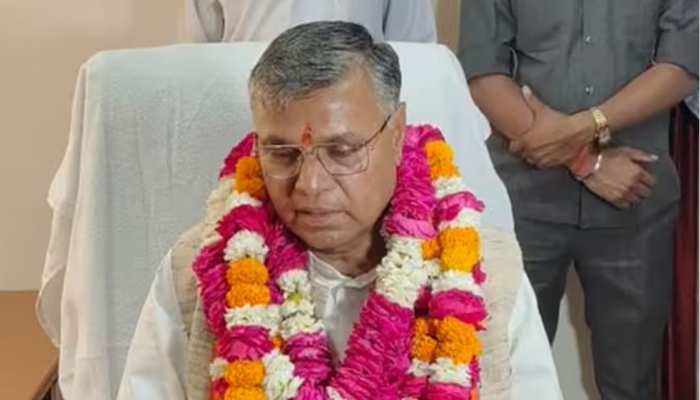 योगी के मंत्री के परिवार पर जानलेवा हमला, घर से आगरा जाते समय बदमाशों ने बनाया शिकार