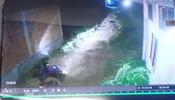 रेप पीड़िता के घर के बाहर दबंगों ने बरसाई ताबड़तोड़ गोलियां, हेलमेट पहने थे हमलावर