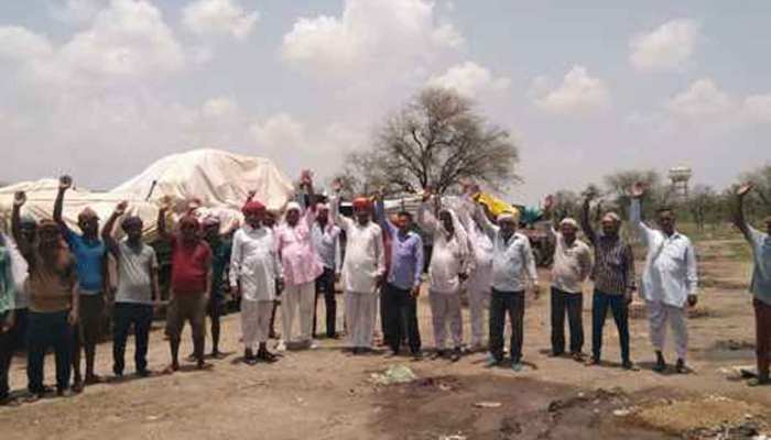 टोडारायसिंह में खरीद केंद्र पर बारदाना का अभाव, किसानों ने किया जमकर विरोध प्रदर्शन