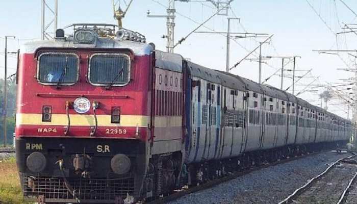 पटना में शराब तस्करों को छुड़ाने के लिए स्वतंत्रता संग्राम एक्सप्रेस पर पथराव