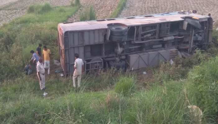 मधुबनी में दर्दनाक सड़क हादसा, 40 यात्रियों से भरी बस नहर में गिरी, कई घायल