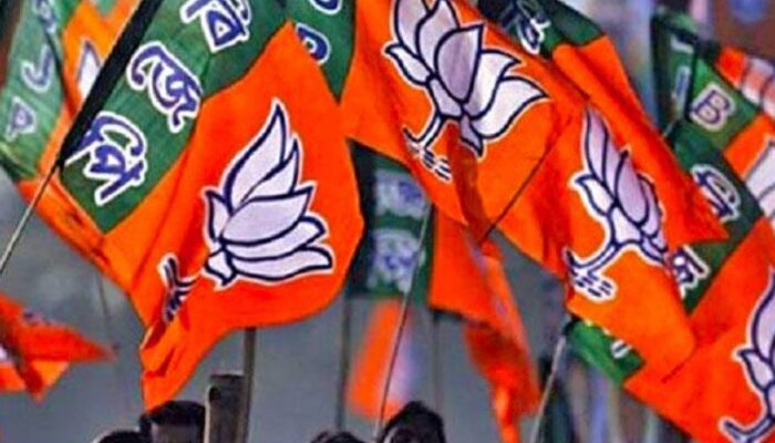 BJP के महाजनसंपर्क में सामने आई गुटबाजी, धूप में सूख रहा वरिष्ठ नेताओं का पसीना