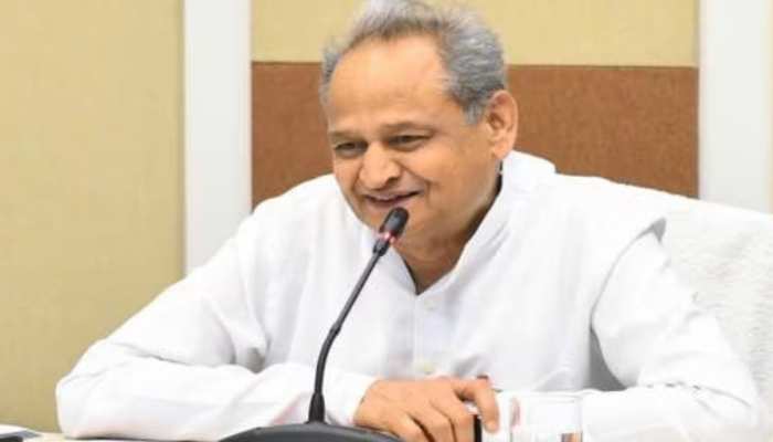 Ashok Gehlot की कैबिनेट बैठक में बड़ा फैसला, कर्मचारियों की हुई बल्ले - बल्ले https://english.cdn.zeenews.com/static/apprun/fallbackimages/hindi800x400.svg