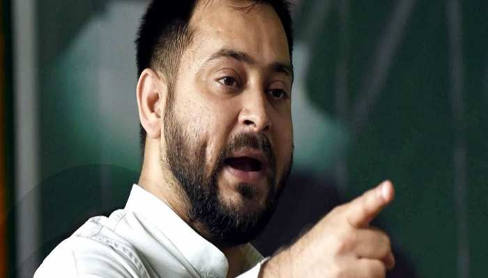 भाजपा पर तेजस्वी का निशाना, कहा- यह देश किसी के बाप का नहीं...