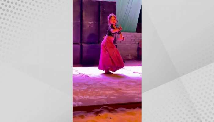 Dance Cute Girl: छोटी बच्ची के आगे फीके पड़े सपना चौधरी के ठुमके, क्यूटनेस का दीवाना हुए इंटरनेट 