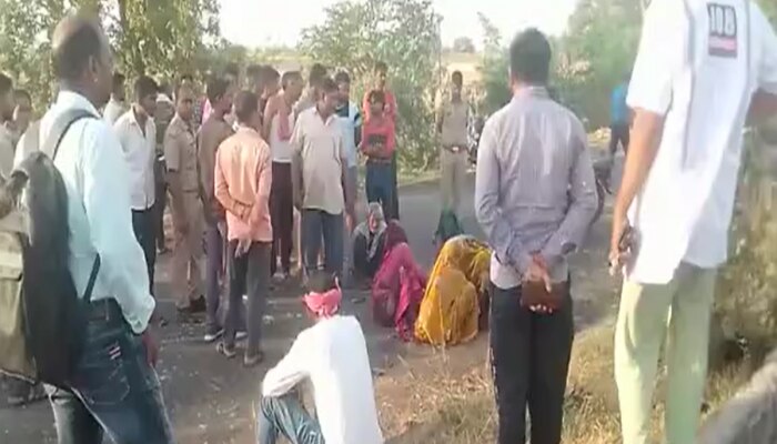 Jhansi Road Accident: बेकाबू ट्रक ने योग कर रहे 5 किशोरों को कुचला, 3 की मौत, 2 घायल