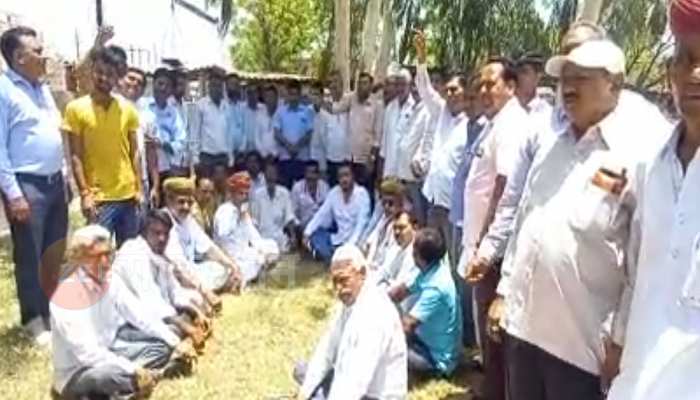 नागौर: मेड़ता विधायक के खिलाफ लगे चोरों के सरदार होने के नारे, जानिए पूरा मामला