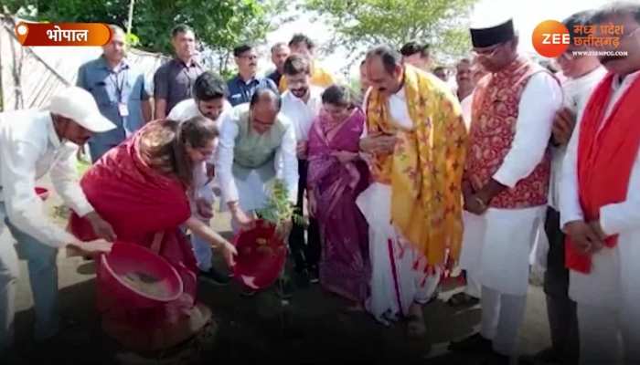 शिवमहापुराण कथा से पहले CM शिवराज से मिले पंडित प्रदीप मिश्रा, देखिए VIDEO