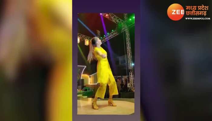 Viral video: स्टेज पर अचानक नागिन डांस करने लगी सपना चौधरी, फिर दिए ऐसे एक्सप्रेशन 