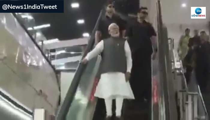 PM Modi In Delhi Metro : ଦିଲ୍ଲୀ ୟୁନିଭର୍ସିଟିର ଏକ କାର୍ଯ୍ୟକ୍ରମରେ ଯୋଗଦେବାକୁ ମେଟ୍ରୋରେ ଗଲେ