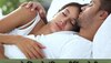 Couples अपने बेडरूम रोमांस के स्पार्क को करें दोगुना, अपनाएं ये Sleeping Positions 