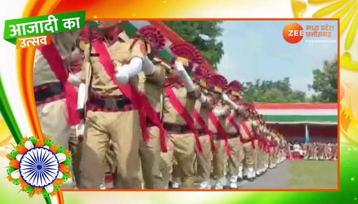 Independence Day: उप मुख्यमंत्री टीएस सिंहदेव ने फहराया तिरंगा, शहीद परिवार के सदस्यों का किया गया सम्मान