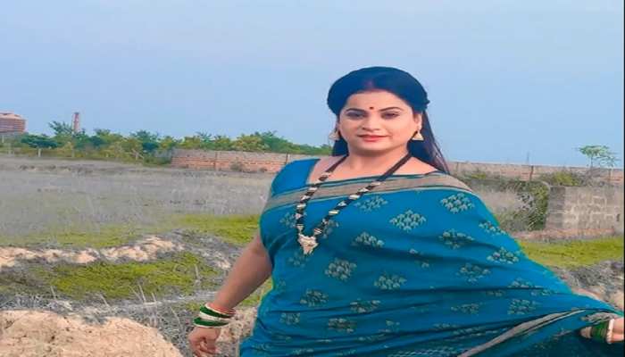 Video: ମେଡ୍ ଇନ୍ ଇଣ୍ତିଆ ଗୀତରେ ଝୁମିଲେ ବିଦୁସ୍ମିତା , ଦେଖନ୍ତୁ ଏହି ସୁନ୍ଦର ଭିଡି଼ଓ Video: ମେଡ୍ ଇନ୍ ଇଣ୍ତିଆ ଗୀତରେ ଝୁମିଲେ ବିଦୁସ୍ମିତା , ଦେଖନ୍ତୁ ଏହି ସୁନ୍ଦର ଭିଡି଼ଓ