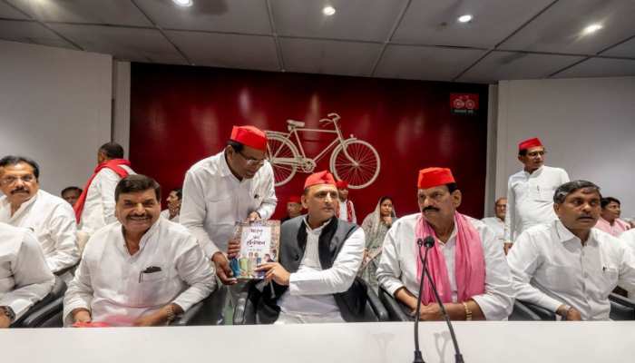 घोसी की जीत के 15 दिन अखिलेश ने फिर BJP को दिलाई याद, &#039;ये PDA की सफलता की शुरुआत&#039;