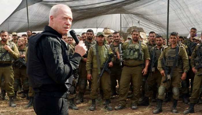 हमास पर लगातार हमलों के बीच बोले इजरायली रक्षा मंत्री- हिल गई है गाजा की धरती