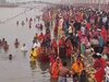 Chhath Puja: हरियाणा और दिल्ली में ऐसे दिया गया उगते सूर्य को अर्घ्य, छठ घाट पर दिखे हजारों की संख्या में श्रद्धालु