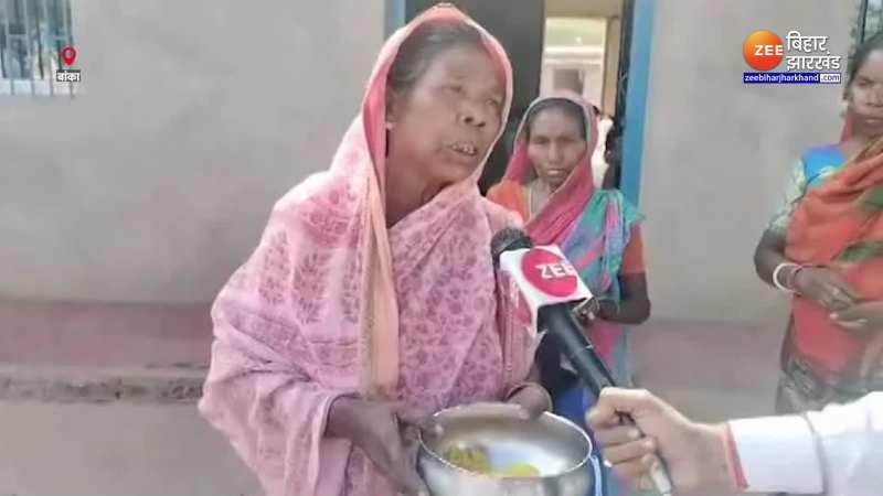 Banka News: Silkyara Tunnel से बाहर निकला बांका का युवक, मां ने बांटी मिठाई, परिजनों ने मनाया जश्न Banka News: Silkyara Tunnel से बाहर निकला बांका का युवक, मां ने बांटी मिठाई, परिजनों ने मनाया जश्न