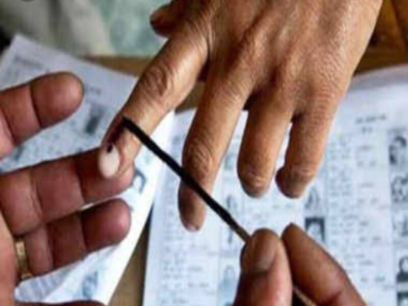 Telangana Chunav 2023 LIVE Voting: 119 सीटों के लिए मतदान को लेकर यहां जानें पल-पल की अपडेट