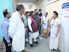 Delhi News: आप मंत्री इमरान हुसैन ने लोकनायक अस्पताल का दौरा कर सफाई व्यवस्था बेहतर करने के दिए निर्देश