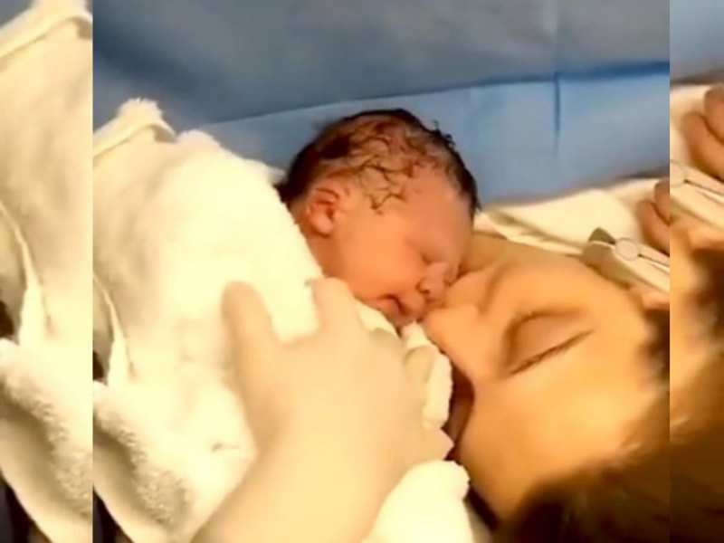 Viral Video: मां की पहली किस मिलते ही नवजात बच्चा हो गया शांत, वीडियो ने जीता लोगों का दिल Viral Video: मां की पहली किस मिलते ही नवजात बच्चा हो गया शांत, वीडियो ने जीता लोगों का दिल