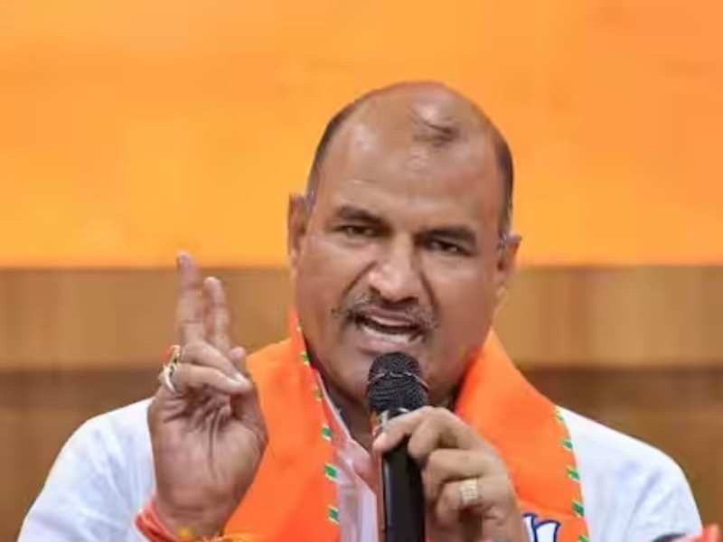 Rajasthan New CM: सीएम फेस पर सवाल पूछे जाने पर सीपी जोशी का बड़ा बयान, कहा- मैं.... Rajasthan New CM: सीएम फेस पर सवाल पूछे जाने पर सीपी जोशी का बड़ा बयान, कहा- मैं....