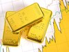 Gold Silver Price: आज मार्केट में इस भाव पर बिकेगा 10 ग्राम सोना, जल्दी से जान लें चांदी के भी नए दाम 