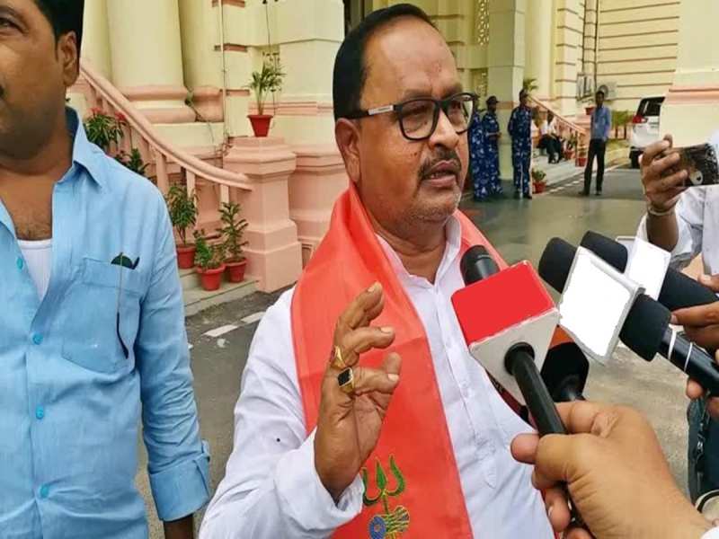 JDU MLA Gopal Mandal again demanded to make Nitish Kumar PM candidate revealed breakup with BJP | JDU MLA गोपाल मंडल ने फिर नीतीश को PM कैंडिडेट बनाने की मांग की, BJP