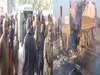 घटना स्थल पर क्षतिग्रस्त हुआ वाहन, सड़क पर खड़ा हुआ, मचा हड़कंप.