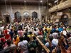 Mathura news: मथुरा बांके बिहारी मंदिर दर्शन को जाने वाले सावधान, लागू होगा पर्ची सिस्टम 
