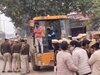 Farmer Protest: दिल्ली की दहलीज पर किसान... आज जरा ट्रैफिक डायवर्जन चेक करके ही निकलिए, बॉर्डर इलाके हैं सील