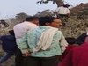 झालावाड़  न्यूज: पेड़ पर फंदे से लटका देख डर गए लोग, फैल गई सनसनी,हत्या की आशंका