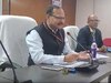 जिलाधिकारी अमन समीर