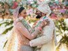 Rakul Preet-Jackky Wedding Outfit: रकुल प्रीत सिंह का ड्रीमी लहंगा बड़ा ही महंगा, जैकी भगनानी की शेरवानी कश्मीर की कहती है कहानी 