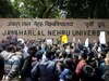 Delhi Crime: JNU में छात्रों के बीच झड़प, ABVP और वामपंथी संगठन में जमकर चले लाठी-डंडे, जानें क्यों