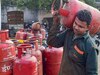 LPG Cylinder Price: अंतरराष्ट्रीय महिला दिवस के मौके पर PM का तोहफा; 100 रुपये सस्ती हुई रसोई गैस