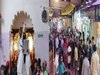 नाथद्वारा में परंपरानुसार बादशाह की सवारी निकाली गई.